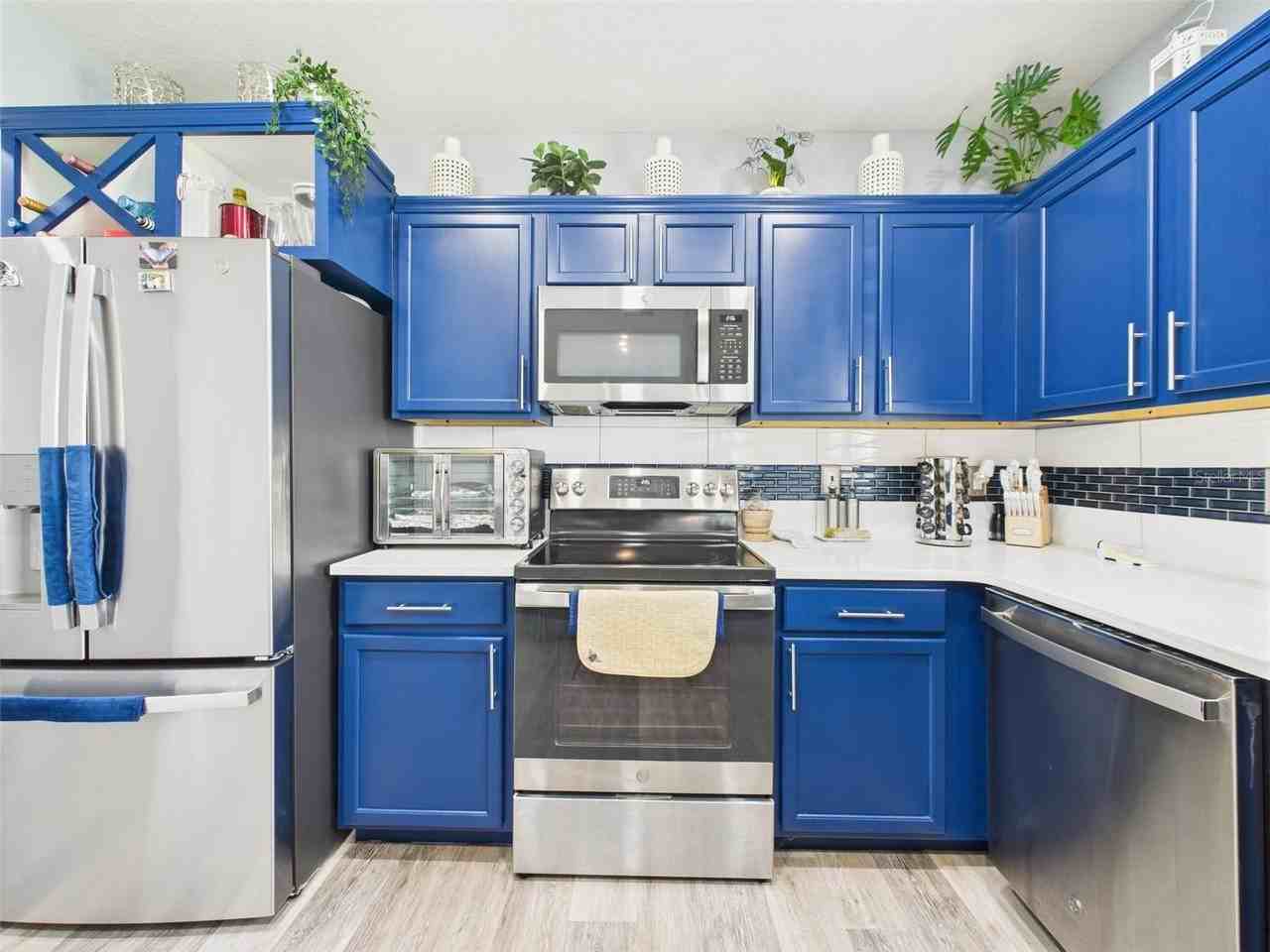 567 Eagle Landing Blvd - Photo 4 of 44