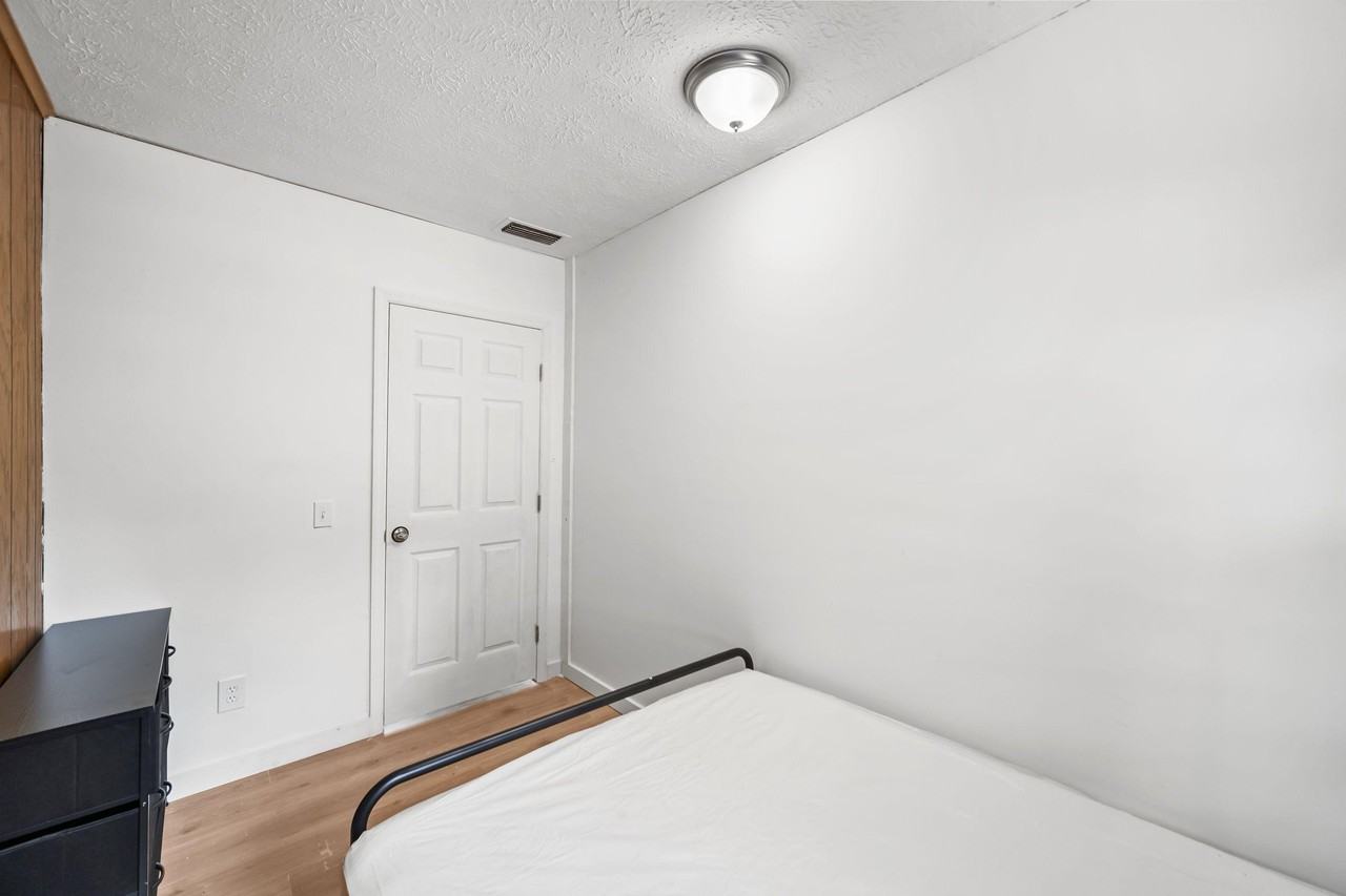 Peacefield Dr - Photo 2 of 23