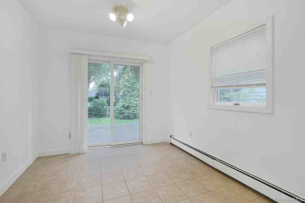 27 Leroy Ave - Photo 7 of 21