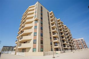 360 Shore Rd #2H - Photo 1 of 1