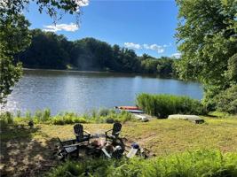 featured image of 147 Shear Hill Rd