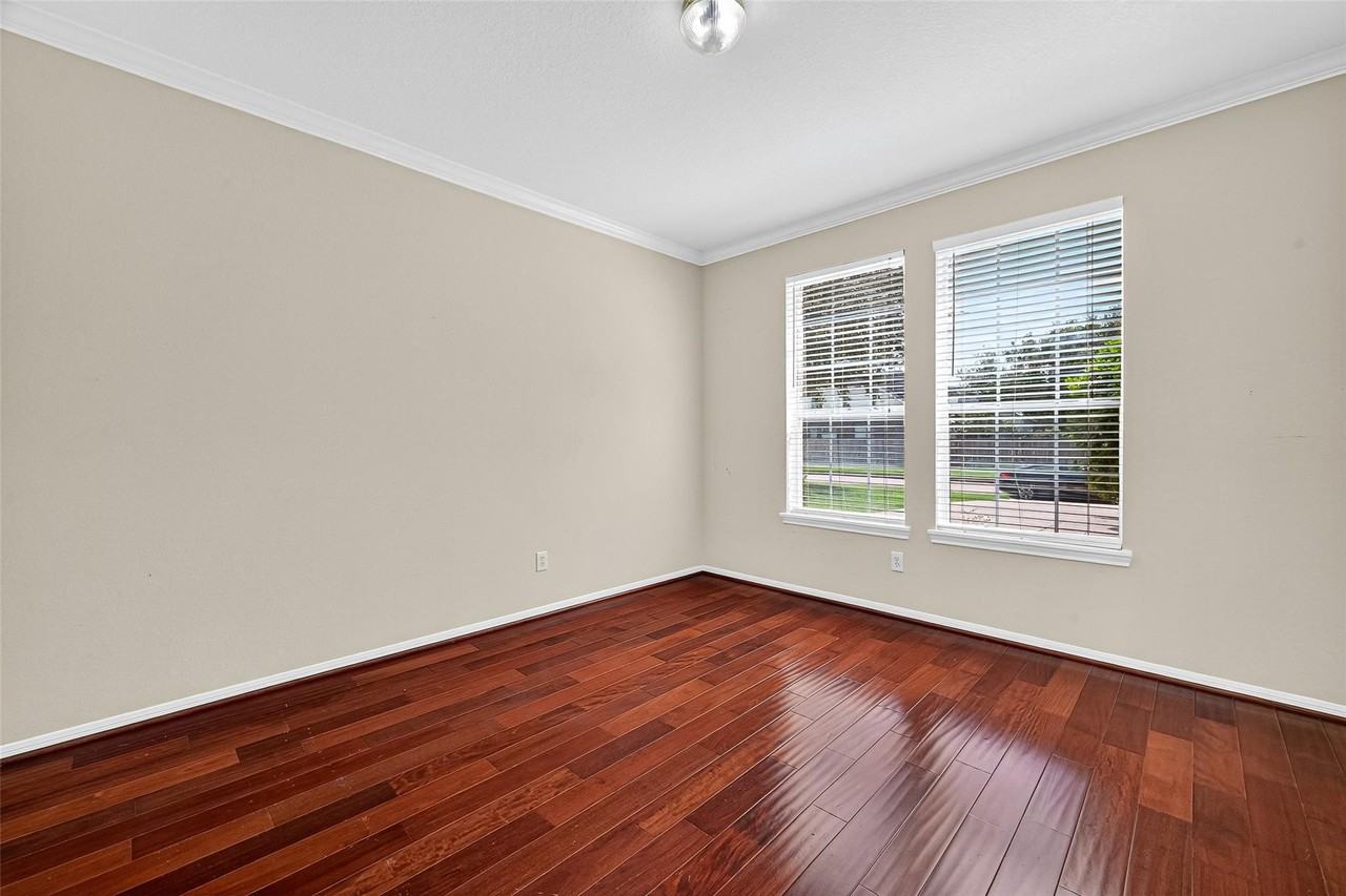 22610 Cascade Springs Drive - Photo 5 of 39