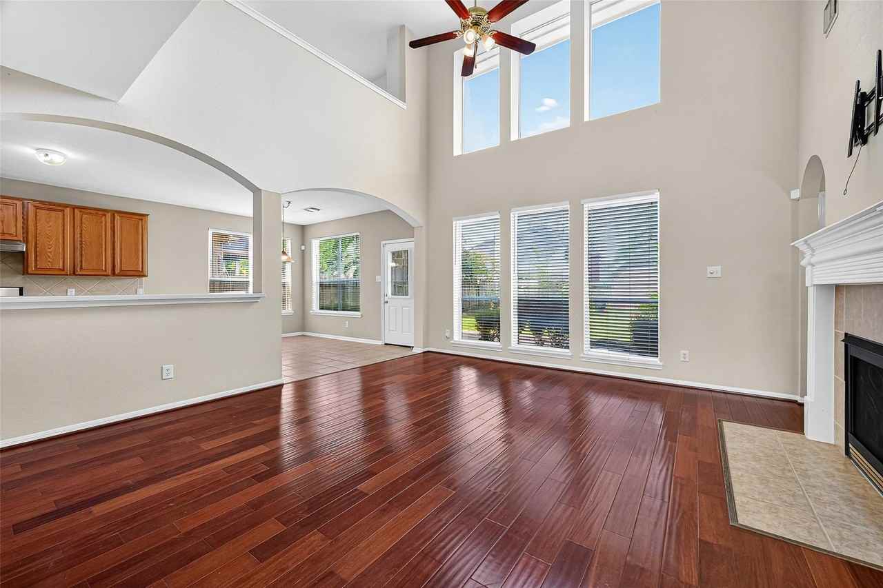 22610 Cascade Springs Drive - Photo 7 of 39