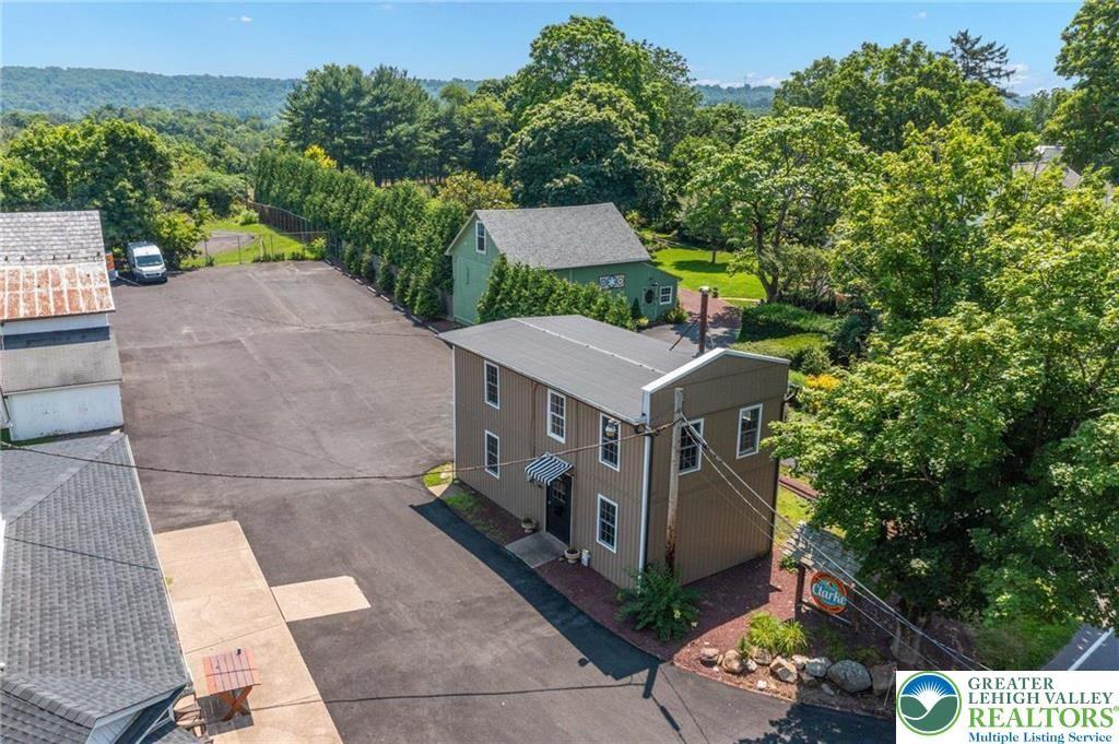 1924 Route 212 - Photo 2 of 22