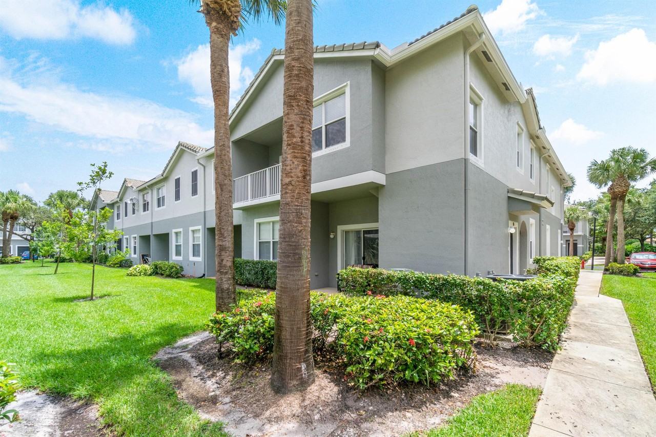 3116 Grandiflori Drive - Photo 2 of 31