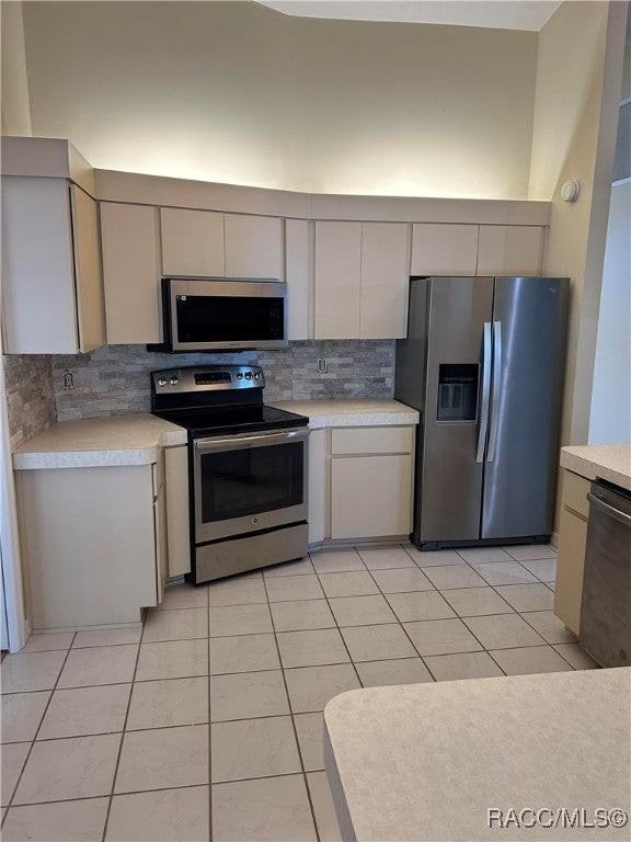 3937 W Featheredge Ct - Photo 3 of 6