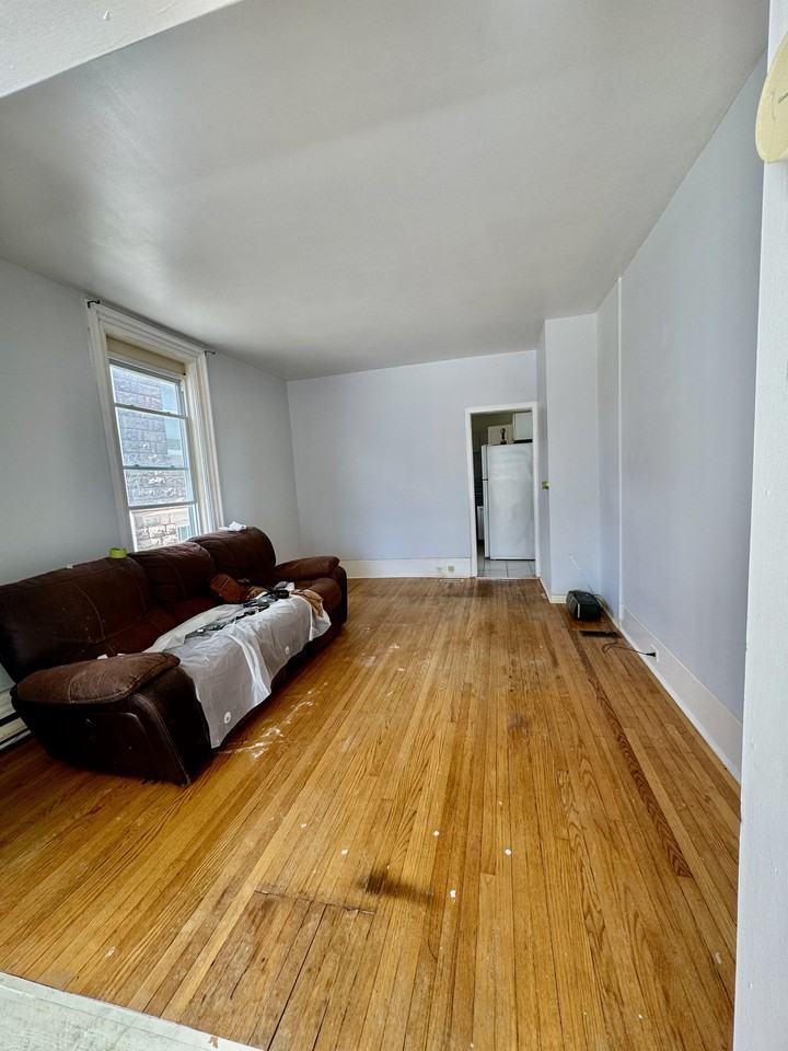 209 Prescott Street #A - Photo 3 of 18