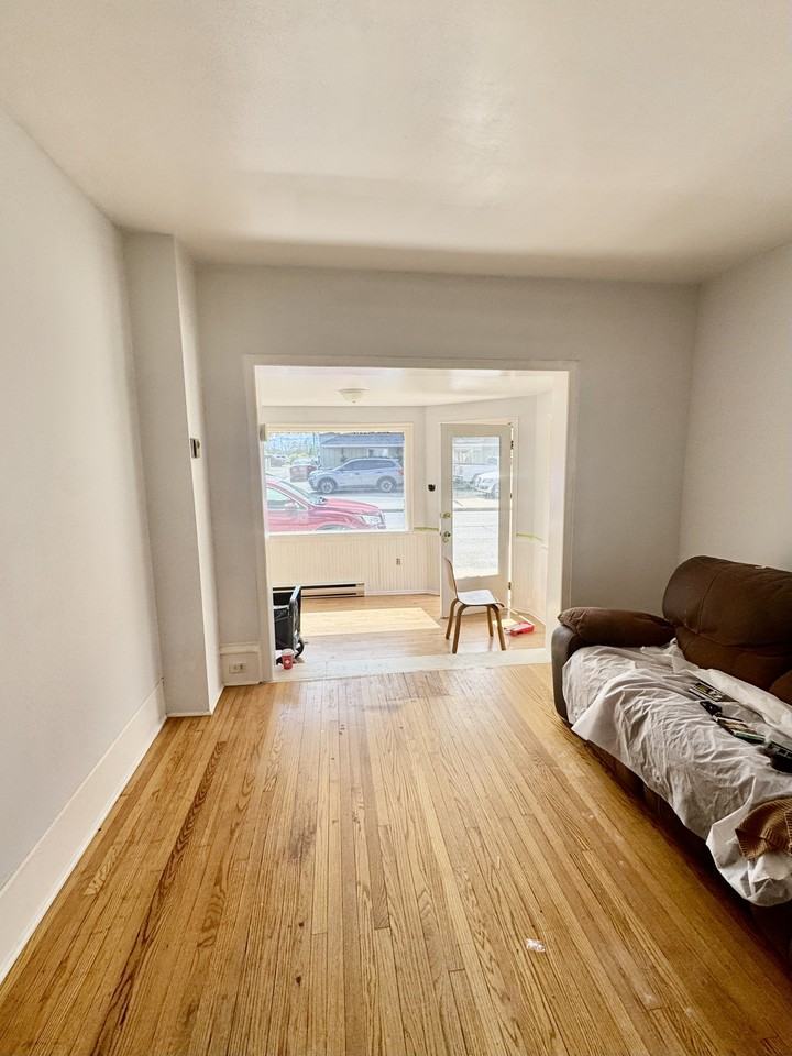 209 Prescott Street #A - Photo 4 of 18