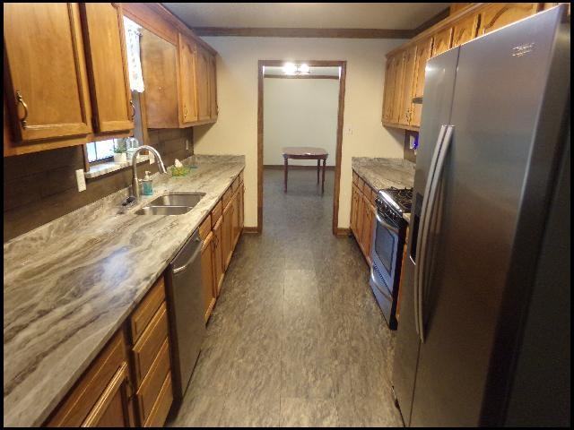 1068 Fox Hunt Trl - Photo 5 of 10