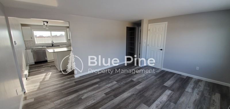 2348 Stace St #2 - Photo 3 of 11