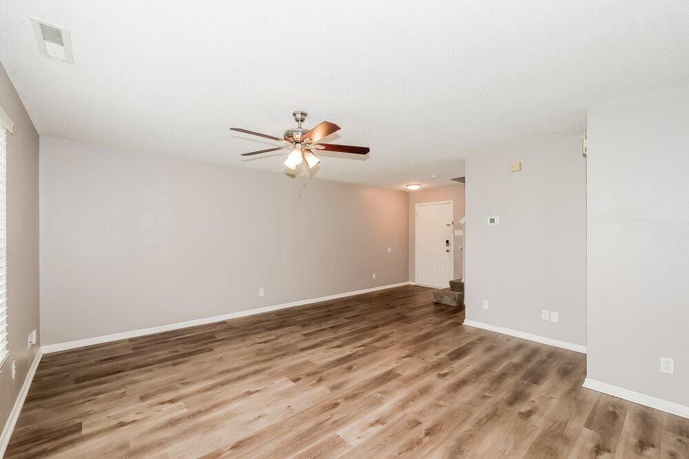 708 Adagio Dr - Photo 7 of 17