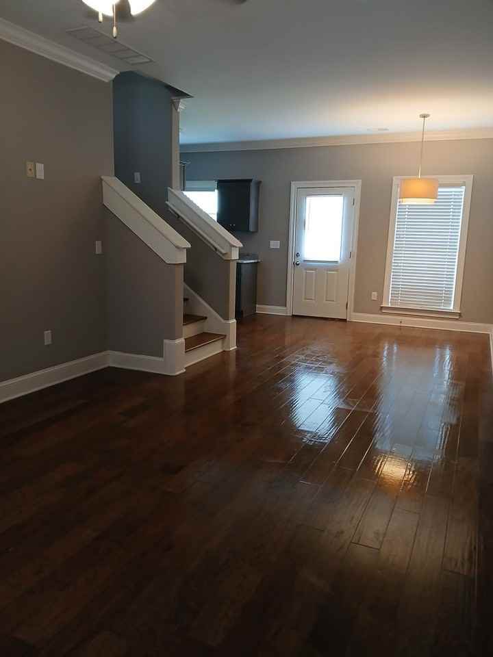 438 Walker Cir - Photo 3 of 17