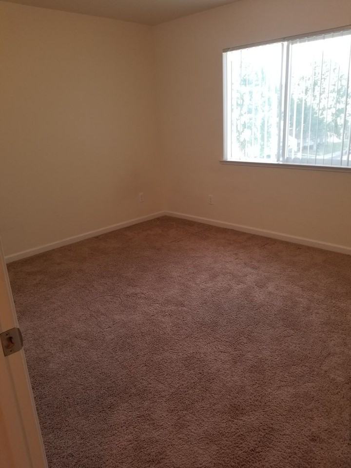 Vista Verde Apartments - Photo 7 of 10