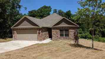 featured image of 7 Ripley Ln