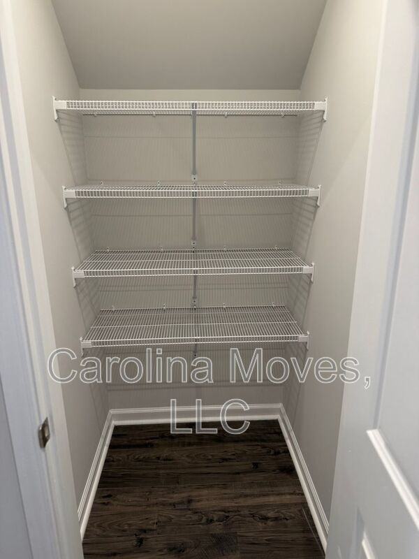 417 Mariene Dr - Photo 7 of 23