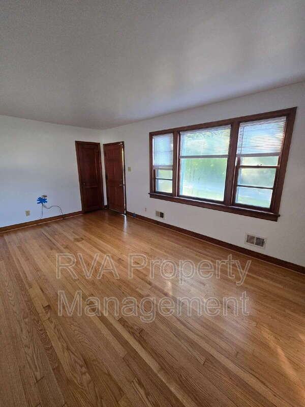 3081 Maury Street - Photo 3 of 5