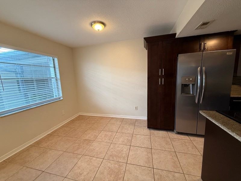 605 92nd Avenue North - Photo 2 of 10