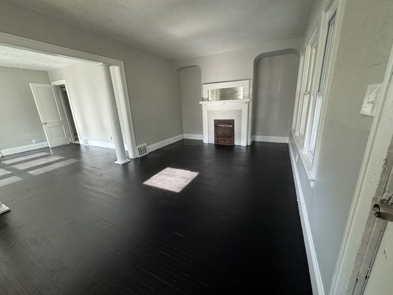 1 Yale Ave - Photo 2 of 7