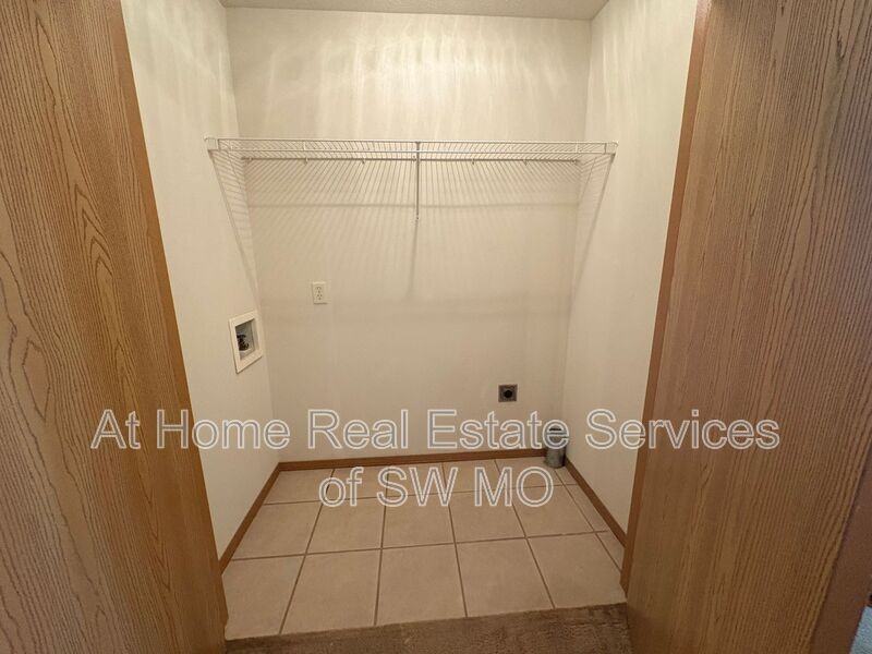 4440 W La Siesta St - Photo 3 of 8