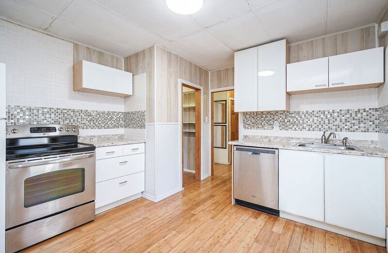 146 Allen St #2 - Photo 2 of 10