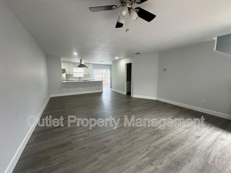 6291 Arlington Ct #215 - Photo 2 of 17