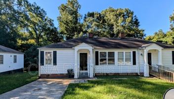 featured image of 370 Roosevelt Cir Ne