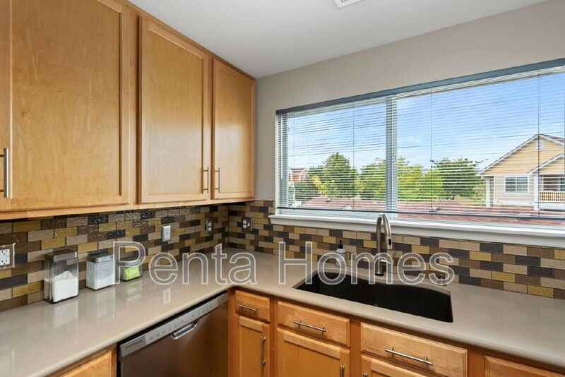 4635 Hahns Peak Dr #204 - Photo 5 of 24