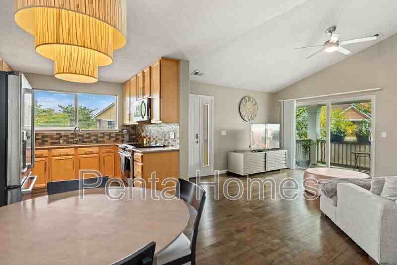 4635 Hahns Peak Dr #204 - Photo 7 of 24