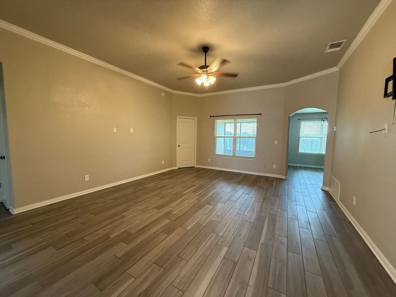 6009 Cactus Flower Ln - Photo 4 of 15
