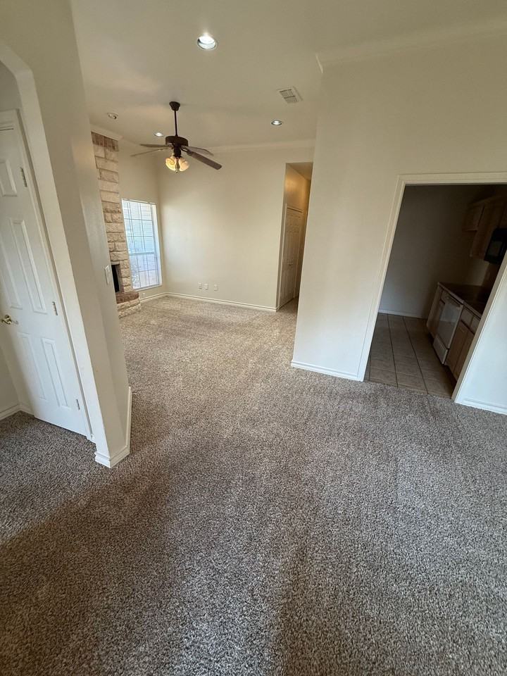 318WANDERSON100-200 - Photo 3 of 9