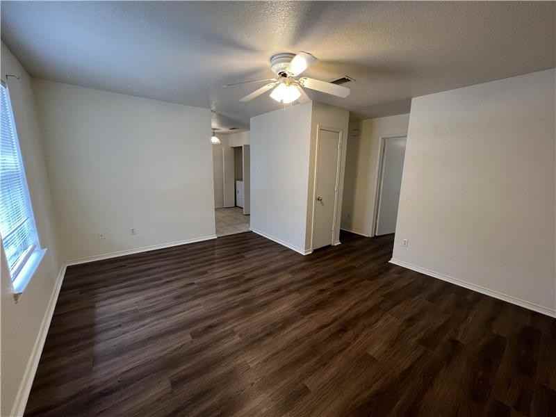 5708 Greengate Dr #C - Photo 2 of 18