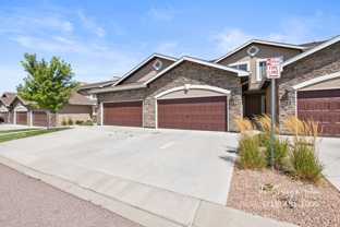 740 Brambleberry Hts - Photo 1 of 1