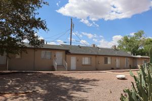 featured image of 214 N Canyon Dr