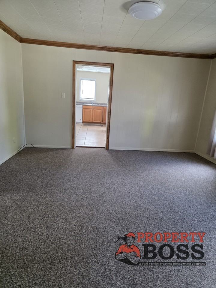 226 May Avenue - Photo 2 of 10