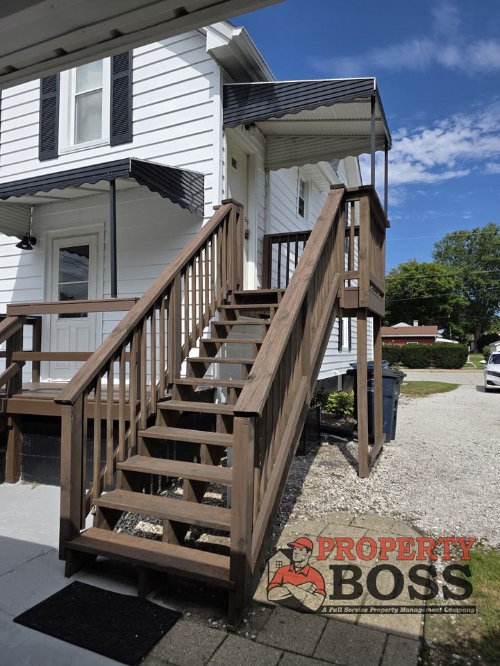 226 1/2 May Avenue - Photo 3 of 8