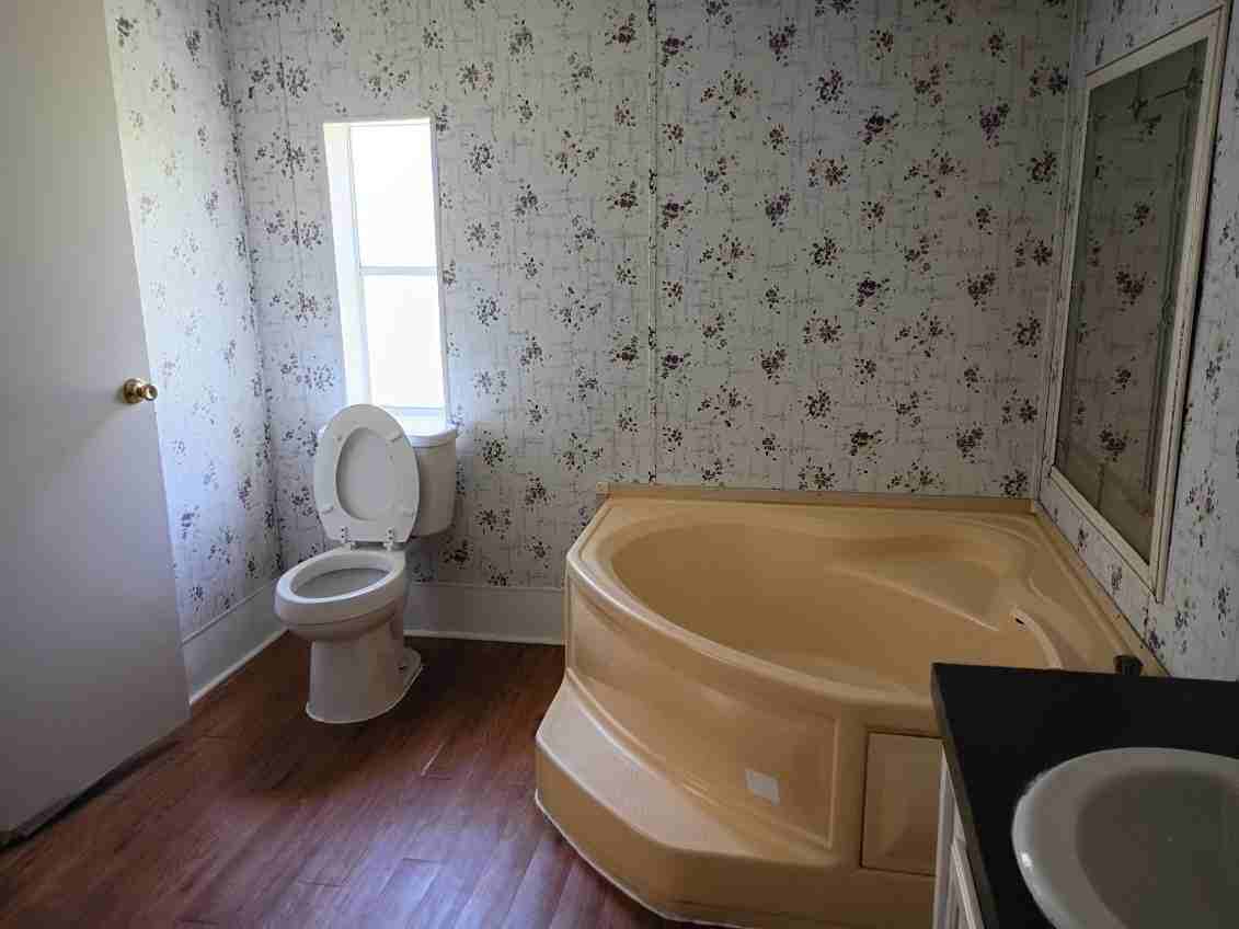 La Casa Gardens Ltd - Photo 7 of 34