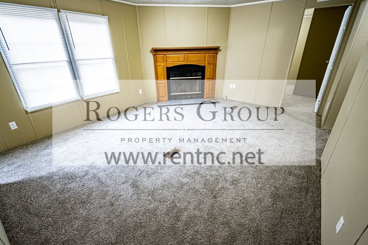 1146 Cheatham Mabry Rd - Photo 3 of 13