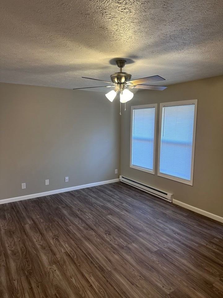 706 Shakamak Ct - Photo 7 of 7