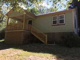 604 Elm St - Photo 1 of 1