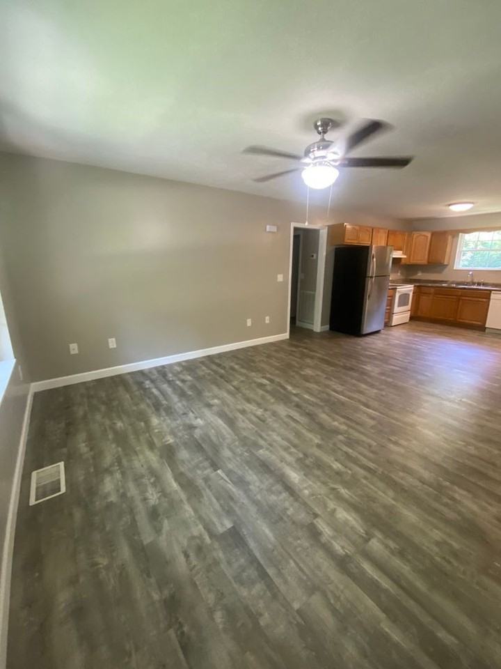 531 Shellbark Rd - Photo 2 of 12