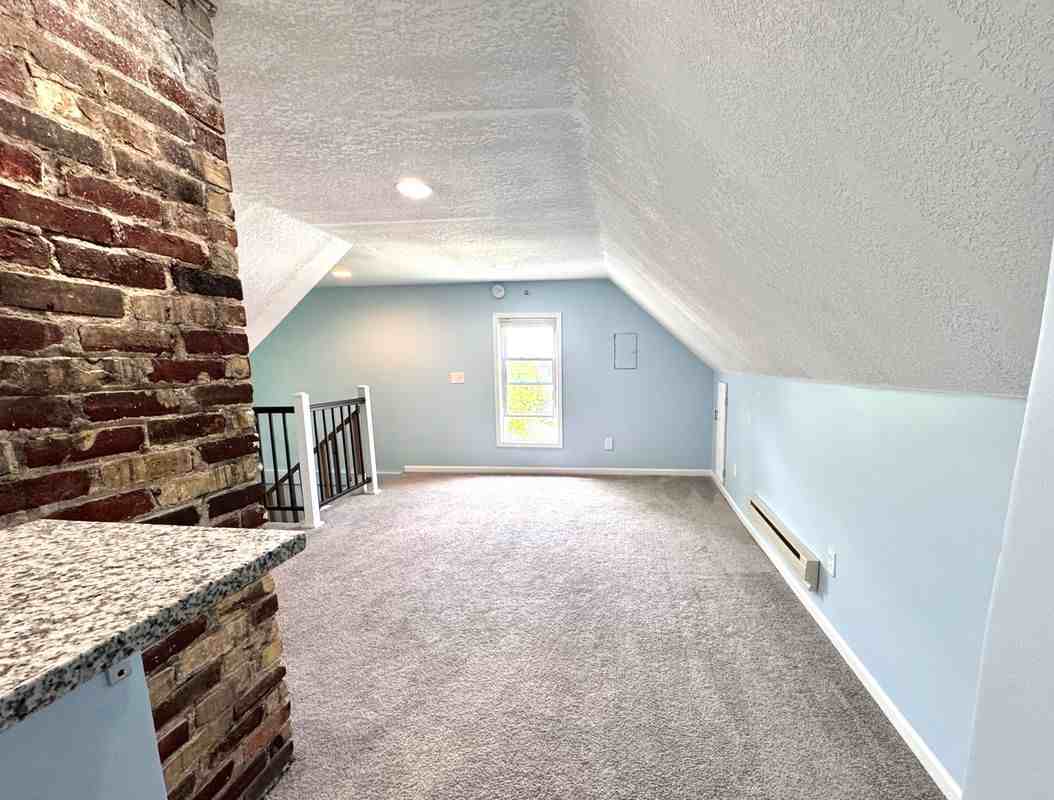 3408 3rd Ave S Uppr Level - Photo 3 of 15