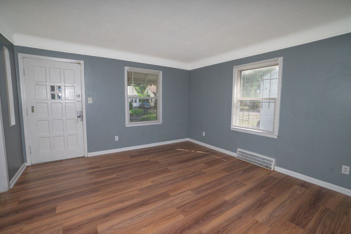 12039 Lauder St - Photo 6 of 21