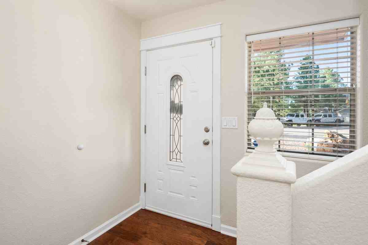 408 Sunny Slope Dr - Photo 2 of 22