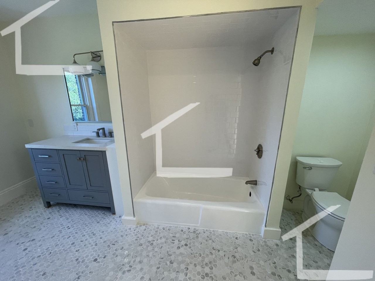 1726 Beacon Street - Photo 4 of 30