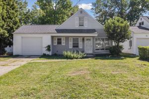 featured image of 443 Fairway Blvd