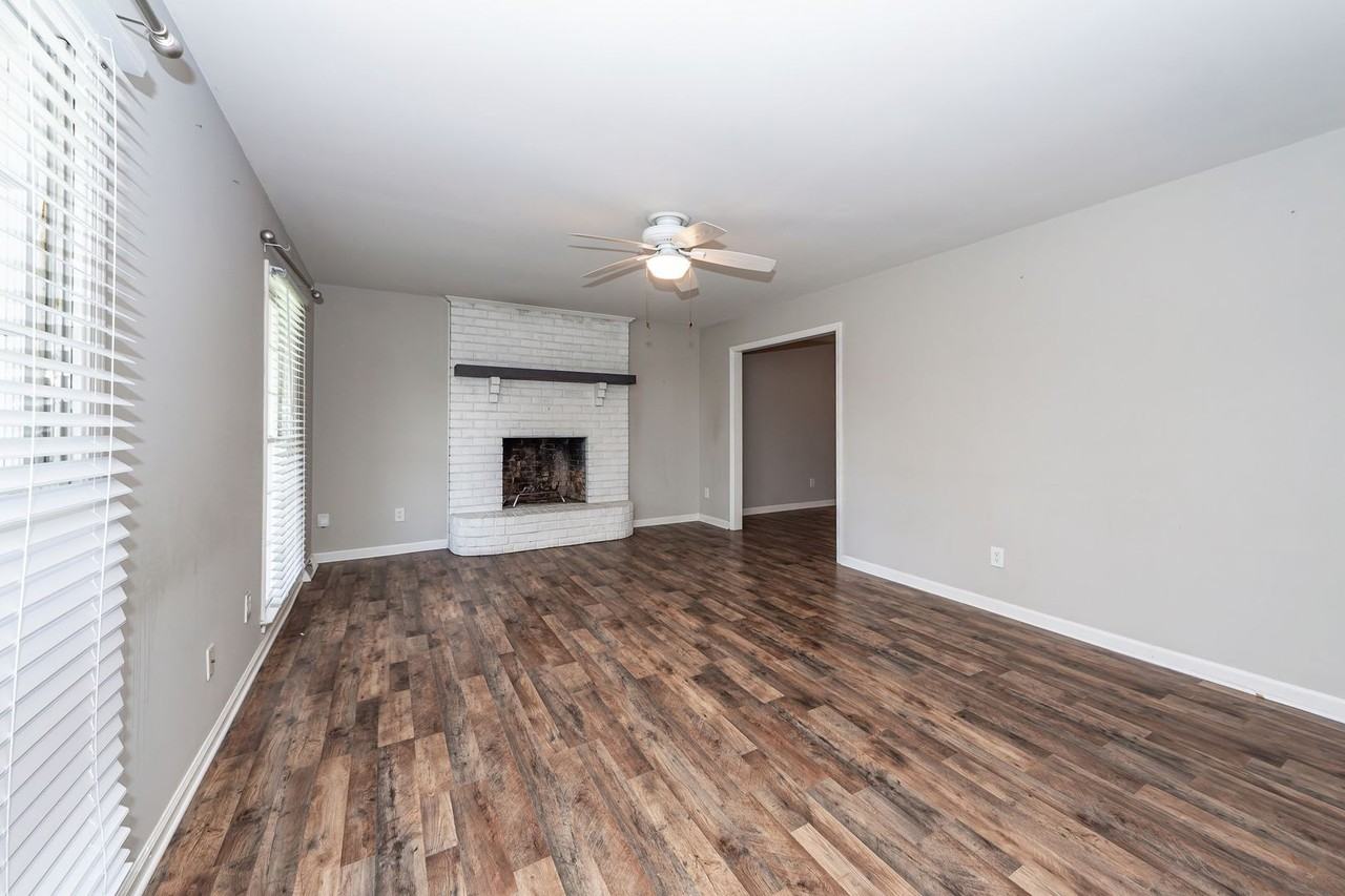 176 Ponderosa Dr - Photo 3 of 47