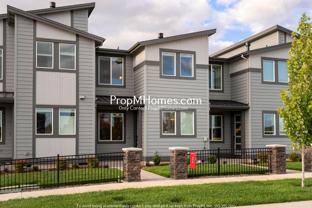 4216 Se Century Blvd - Photo 1 of 1