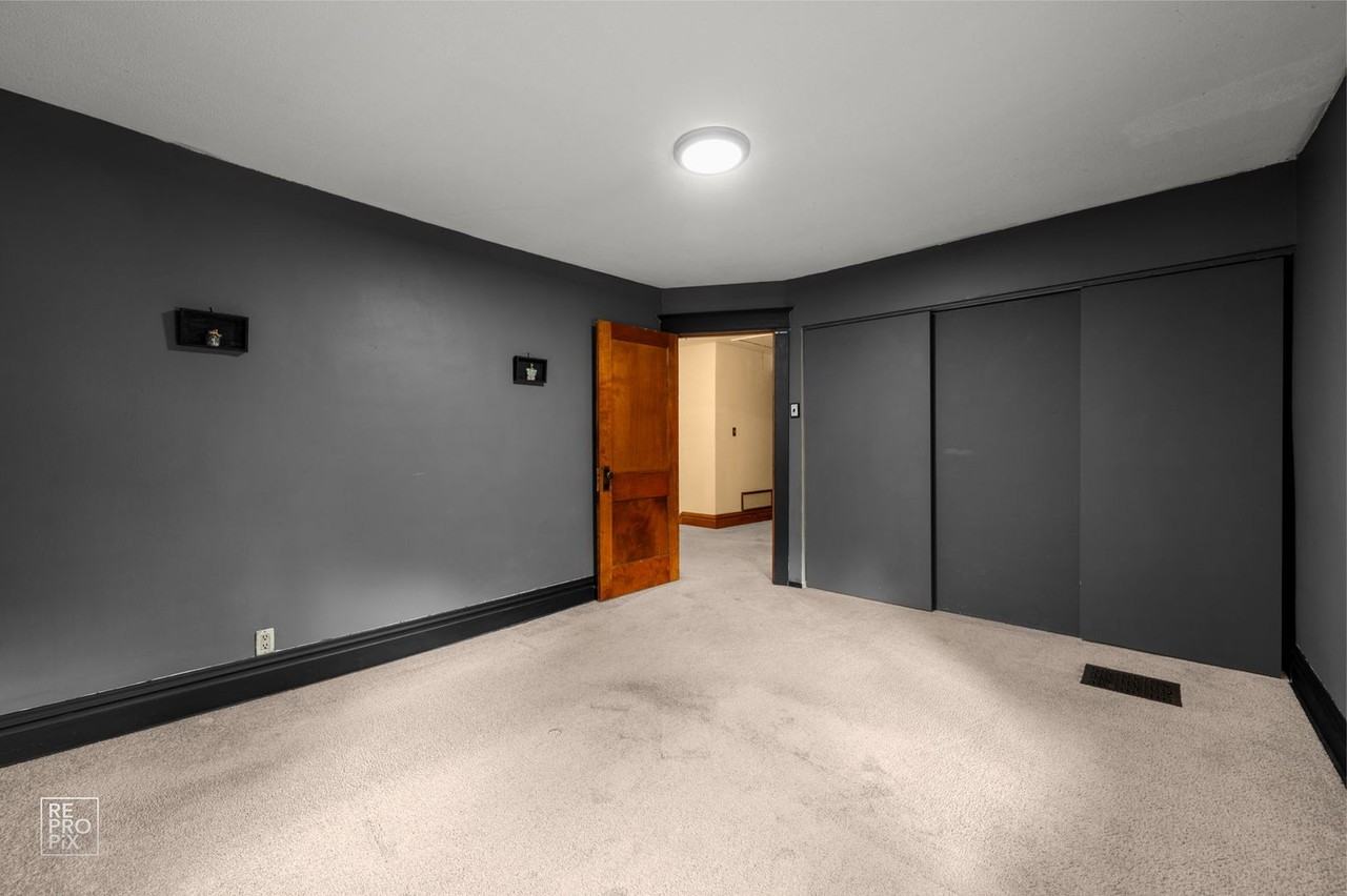 534 Palace St - Photo 7 of 12