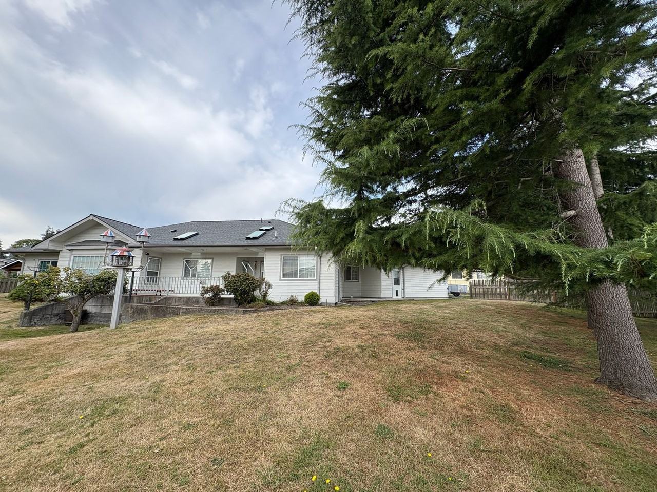 1714 Bakerview Ct - Photo 4 of 32