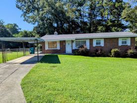 201 Magnolia Cir Se - Photo 1 of 1